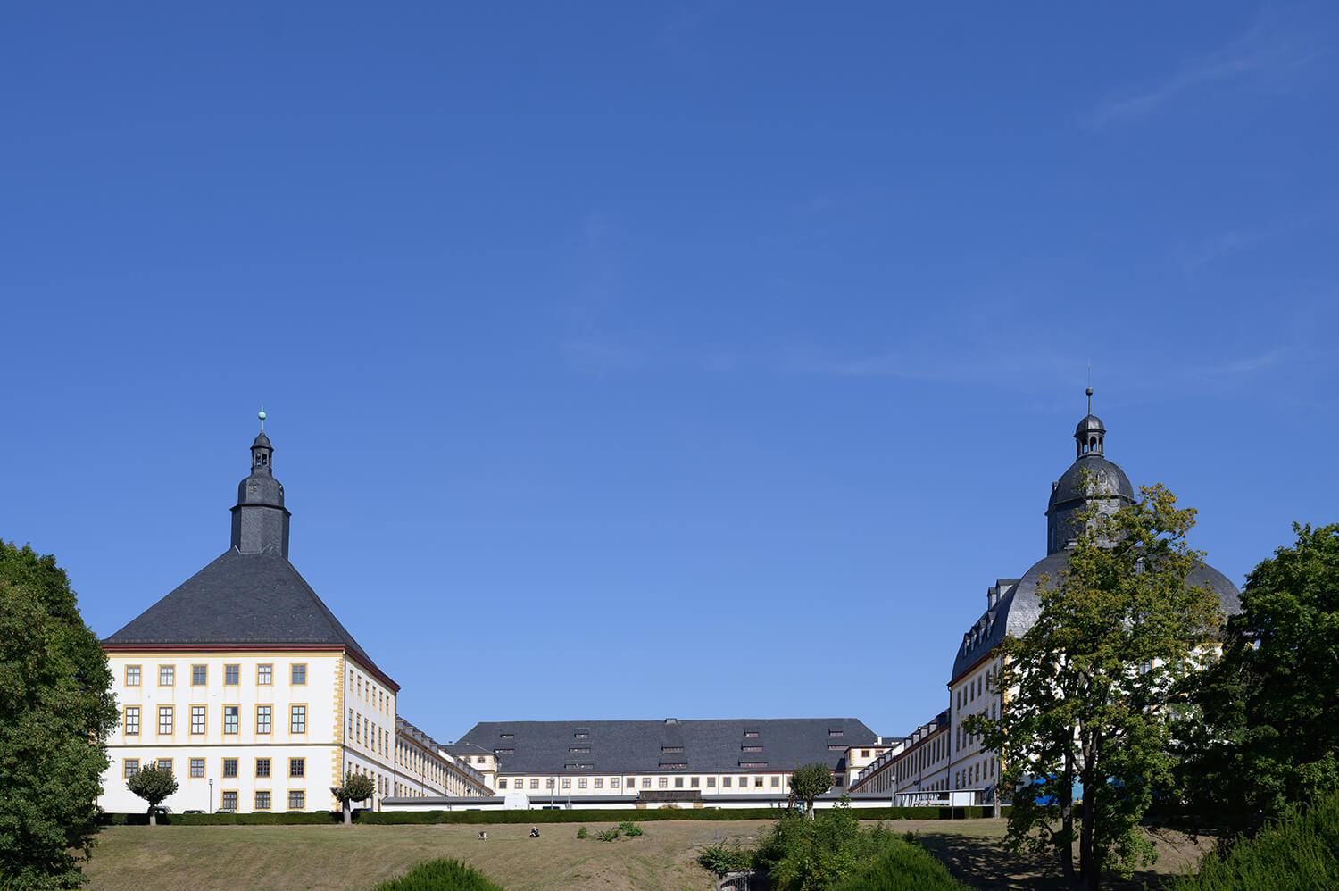 Friedensfahne mit unserem Friedenslogo - City Werbung Neubrandenburg